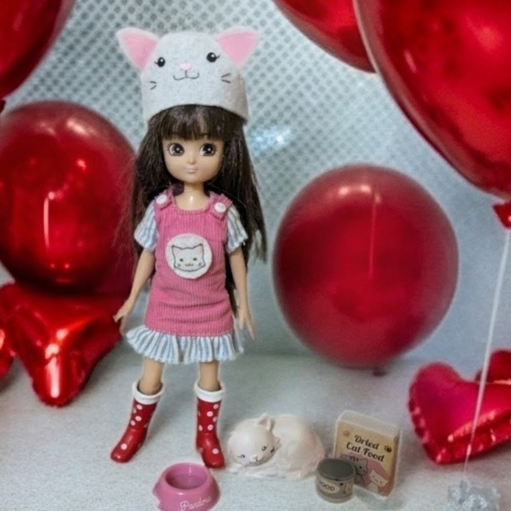 Lottie Doll Arklu Of London Anime With rare collector Pet Persian cat - Picture 3 of 15